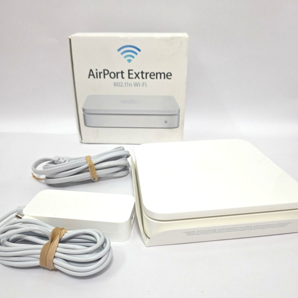 Apple AirPort Extreme Base Station 2nd Gen A1143 Wifi Router - Picture 1 of 8